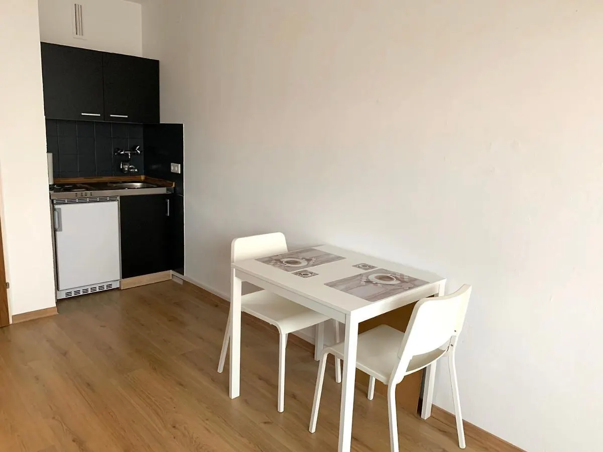 Apartment Ferienwohnung Renoviert, modern und ruhig Nürnberg