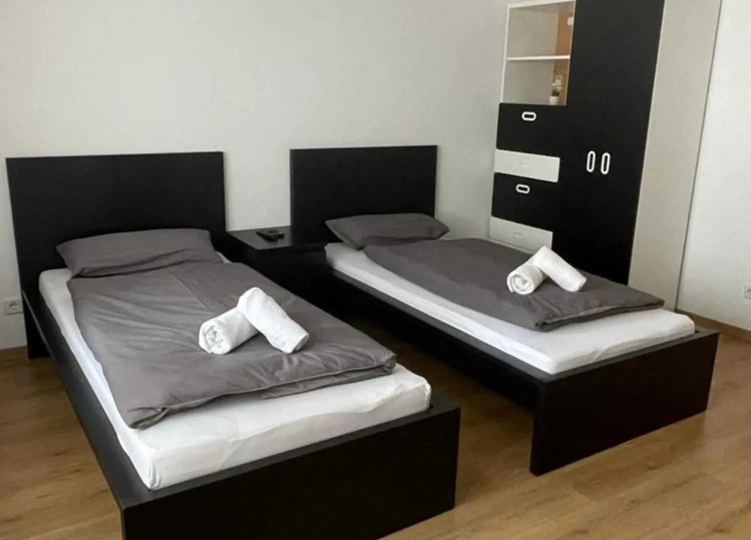 Ferienwohnung Renoviert, modern und ruhig Nürnberg